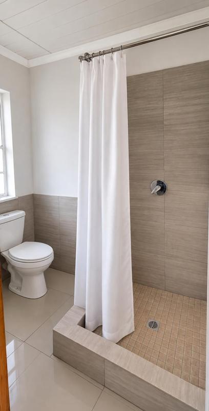 To Let 2 Bedroom Property for Rent in Goodwood Central Western Cape